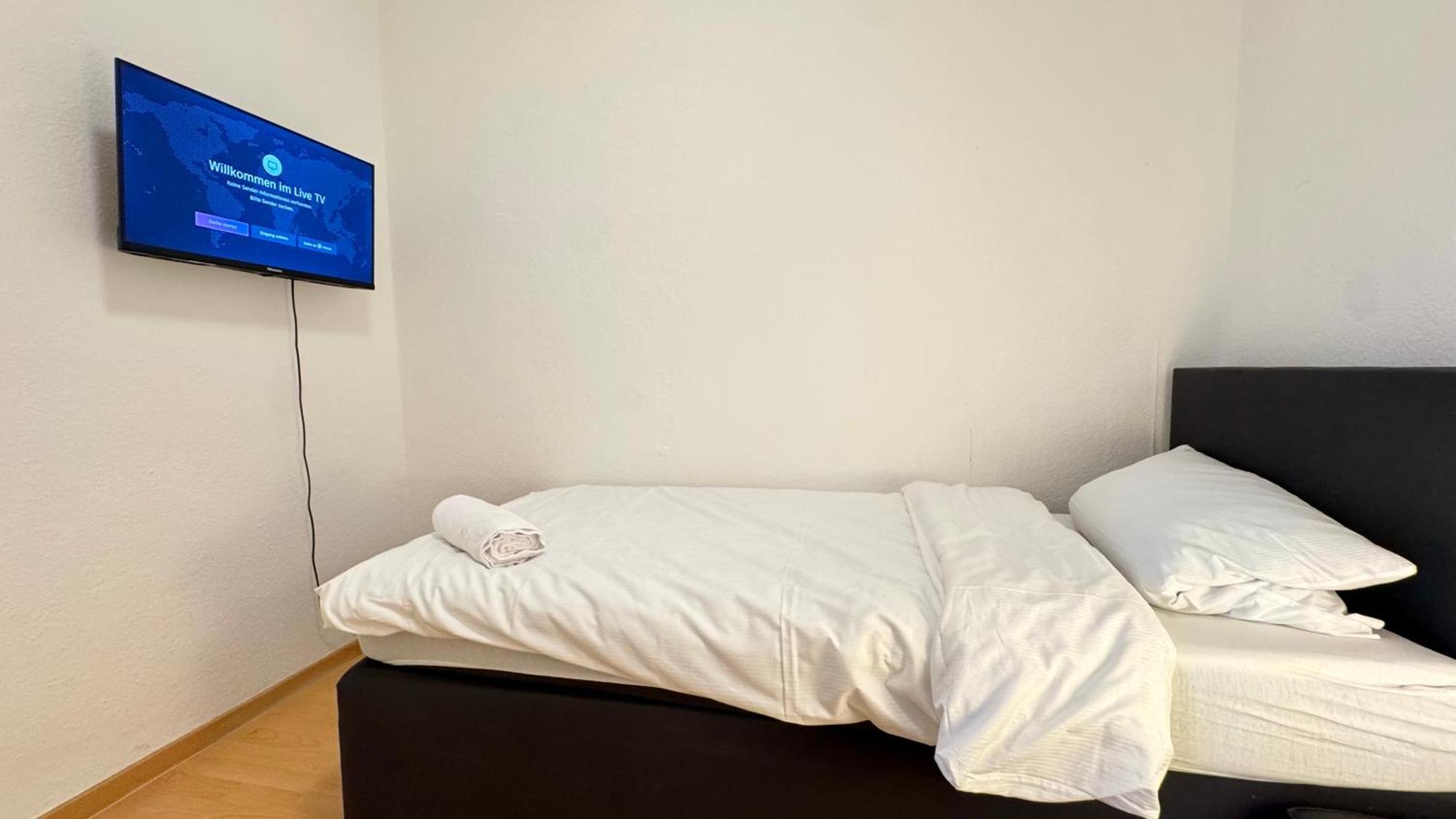 Apartments Im Herzen Von Neumuenster Innenstadt & Hbf Fusslaeufig, Mit Privatparkplatz 外观 照片