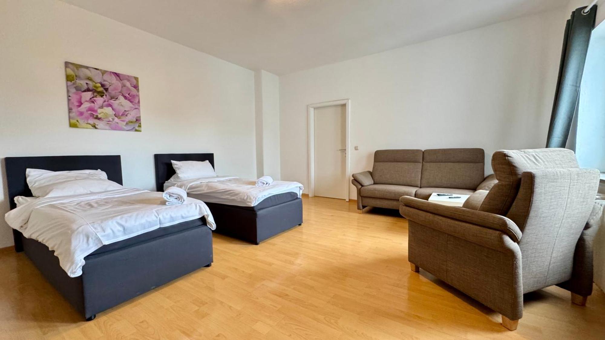 Apartments Im Herzen Von Neumuenster Innenstadt & Hbf Fusslaeufig, Mit Privatparkplatz 外观 照片