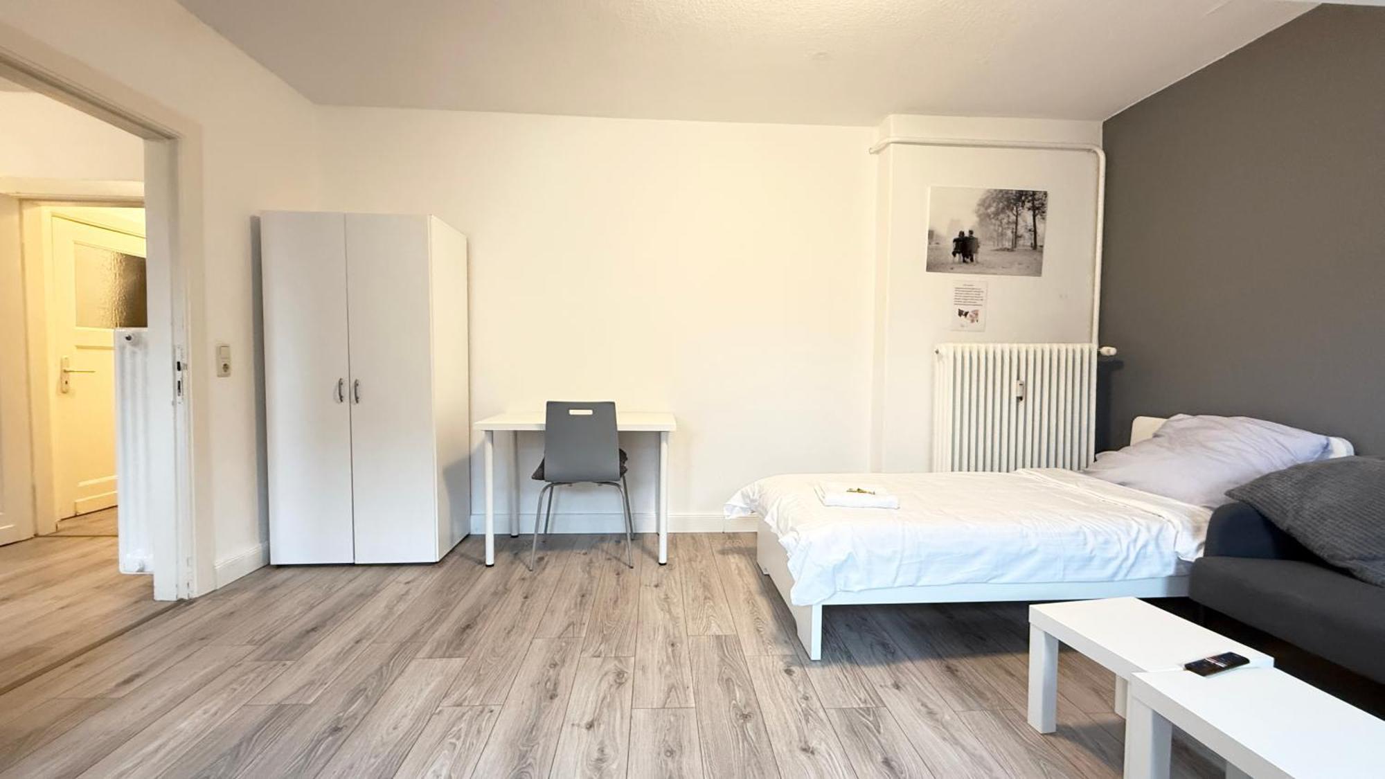 Apartments Im Herzen Von Neumuenster Innenstadt & Hbf Fusslaeufig, Mit Privatparkplatz 外观 照片